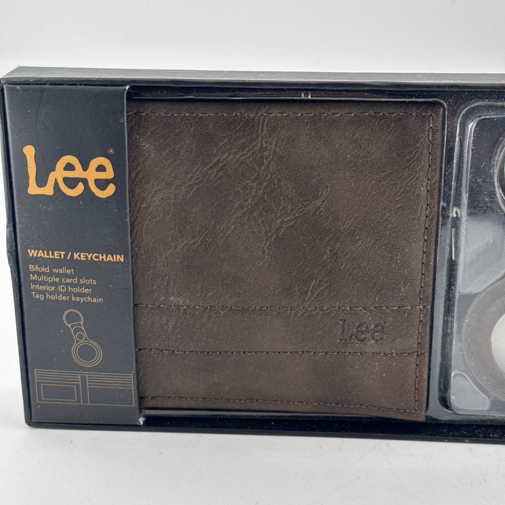 Lee Men's Brown Bifold Folding Wallet Solid with Logo Accent Credit Card
